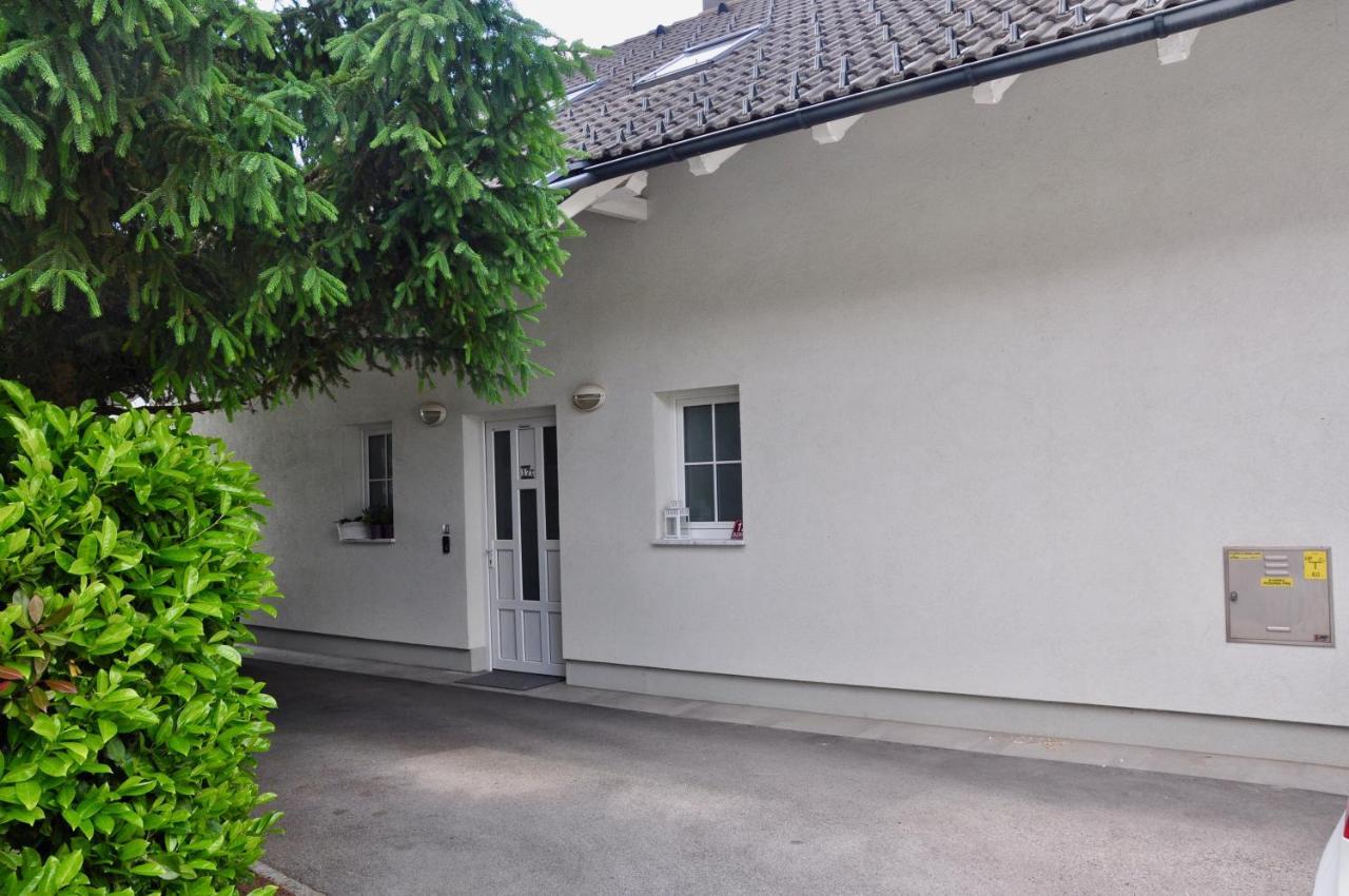 Appartment Pri Nacu 布莱德 外观 照片